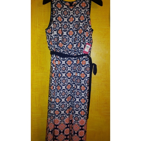 VINCE CAMUTO TILE PATTERN CROP JUMPSUIT - Picture 5 of 8